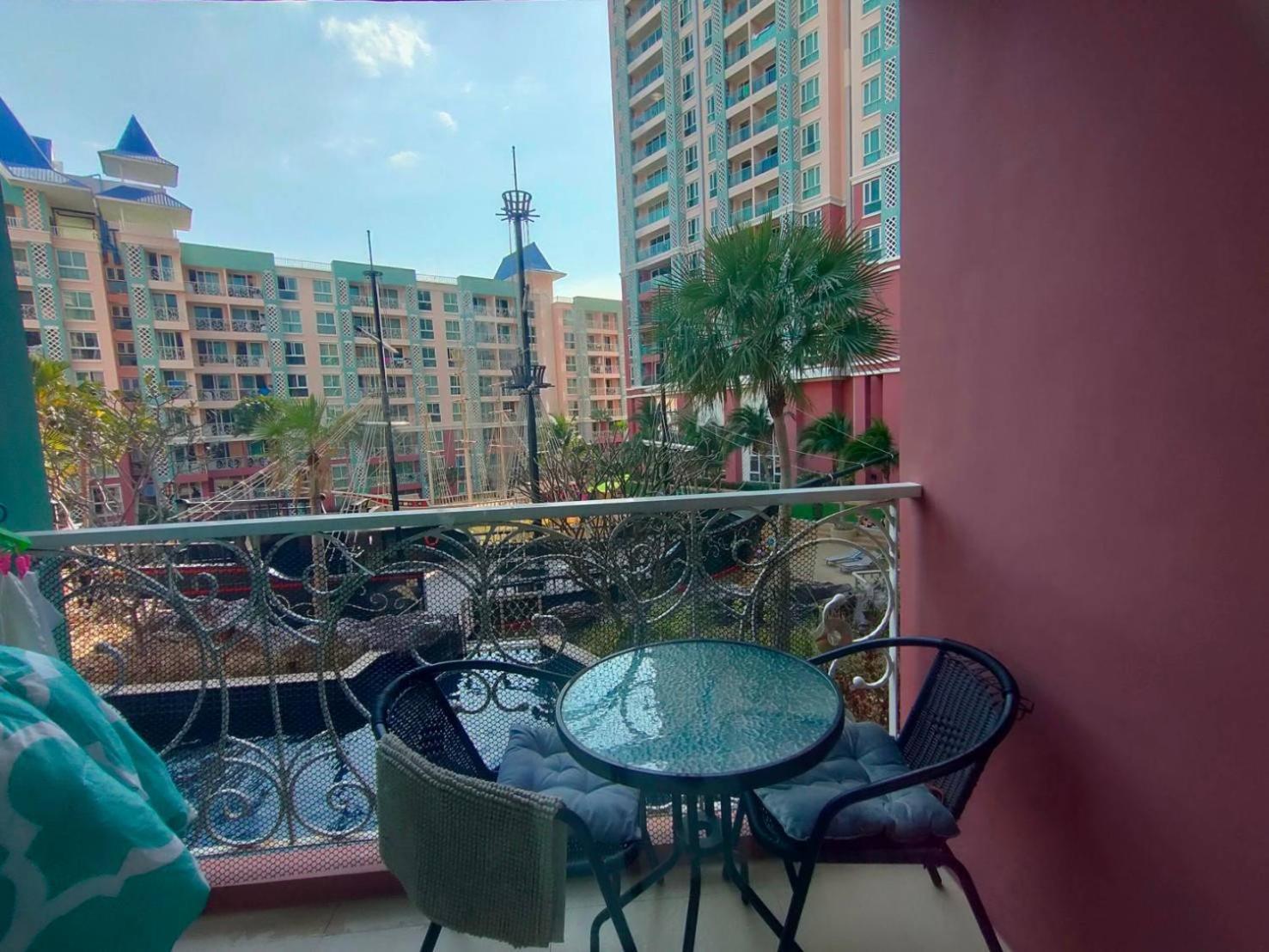Grande Caribbean Condo By Suneeya Pattaya Exterior photo